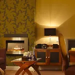 Brook Lane Otel 4*