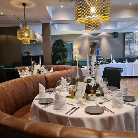 ホテル Brook Lane 4*