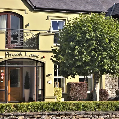 Brook Lane 4*