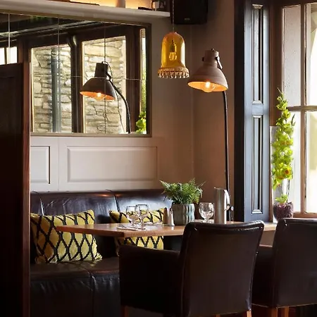 Brook Lane Hotel 4*
