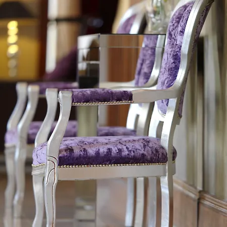 Hotel Brook Lane 4*