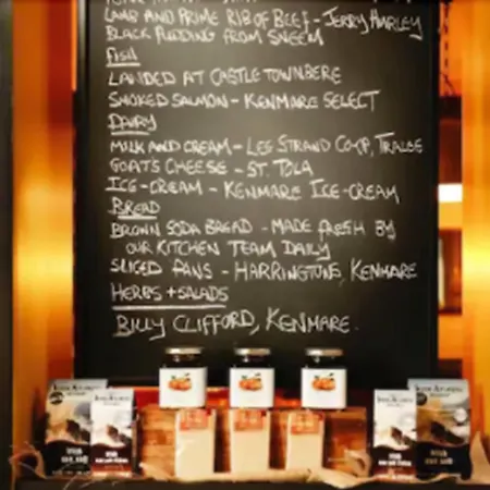 Brook Lane ホテル