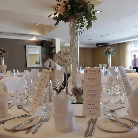 Brook Lane ホテル