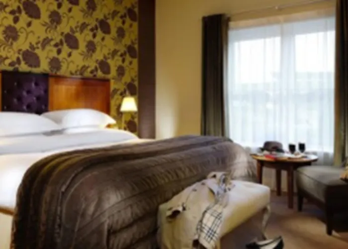 Brook Lane Кенмар